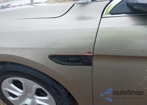 2014 Ford Police Interceptor из США, поврежденный, VIN 1FAHP2MK3EG107117